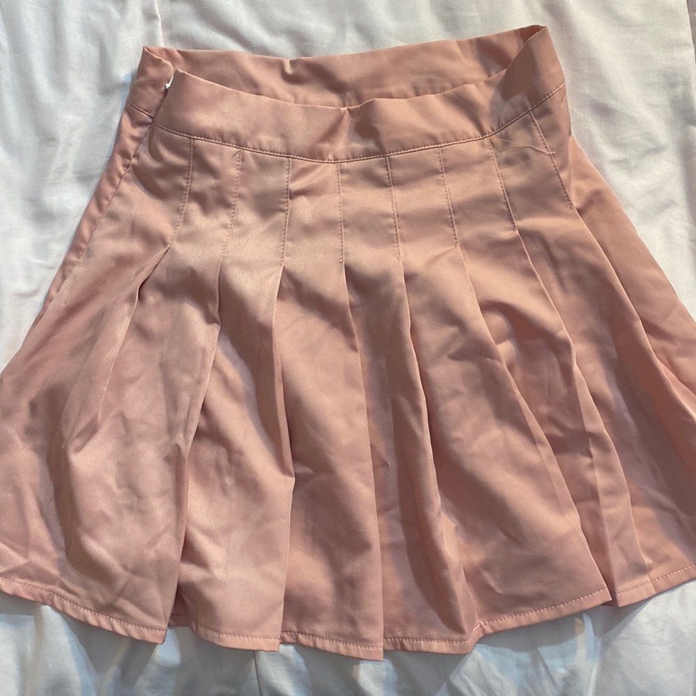 Romwe women’s/girls pink pleated skirt size small US 4